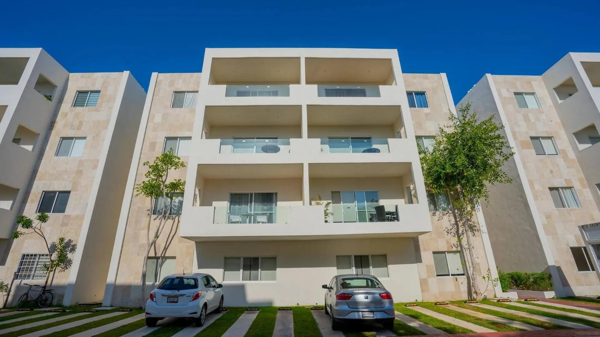 Luxury Apartment With Poll Playa del Carmen