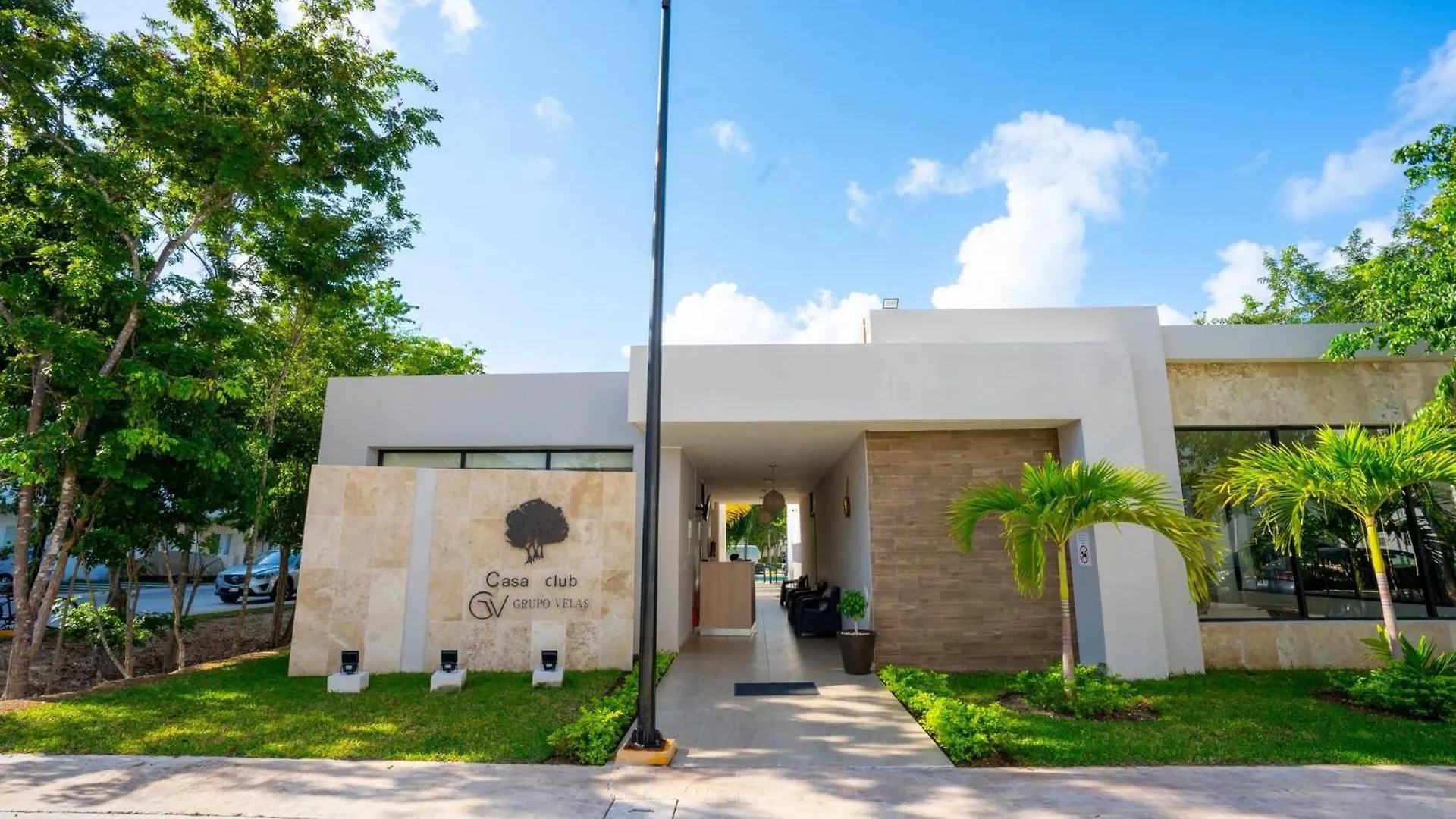 Luxury Apartment With Poll Playa del Carmen